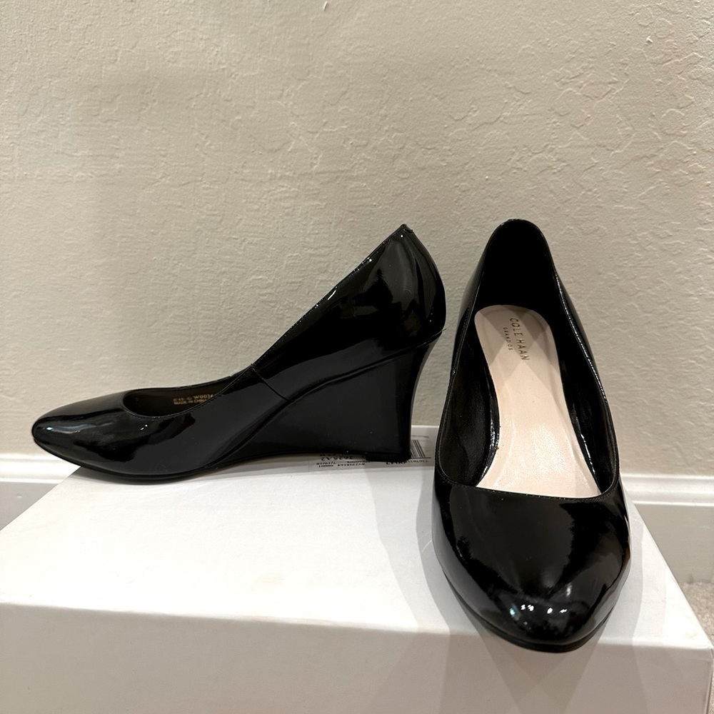 Black Cole Haan wedge